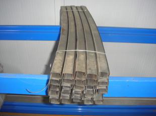 汽车门框导槽厂家